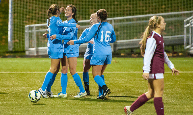 Viking players celebrate goal in 2-1 victory Thursday (CJImagesNW.com)